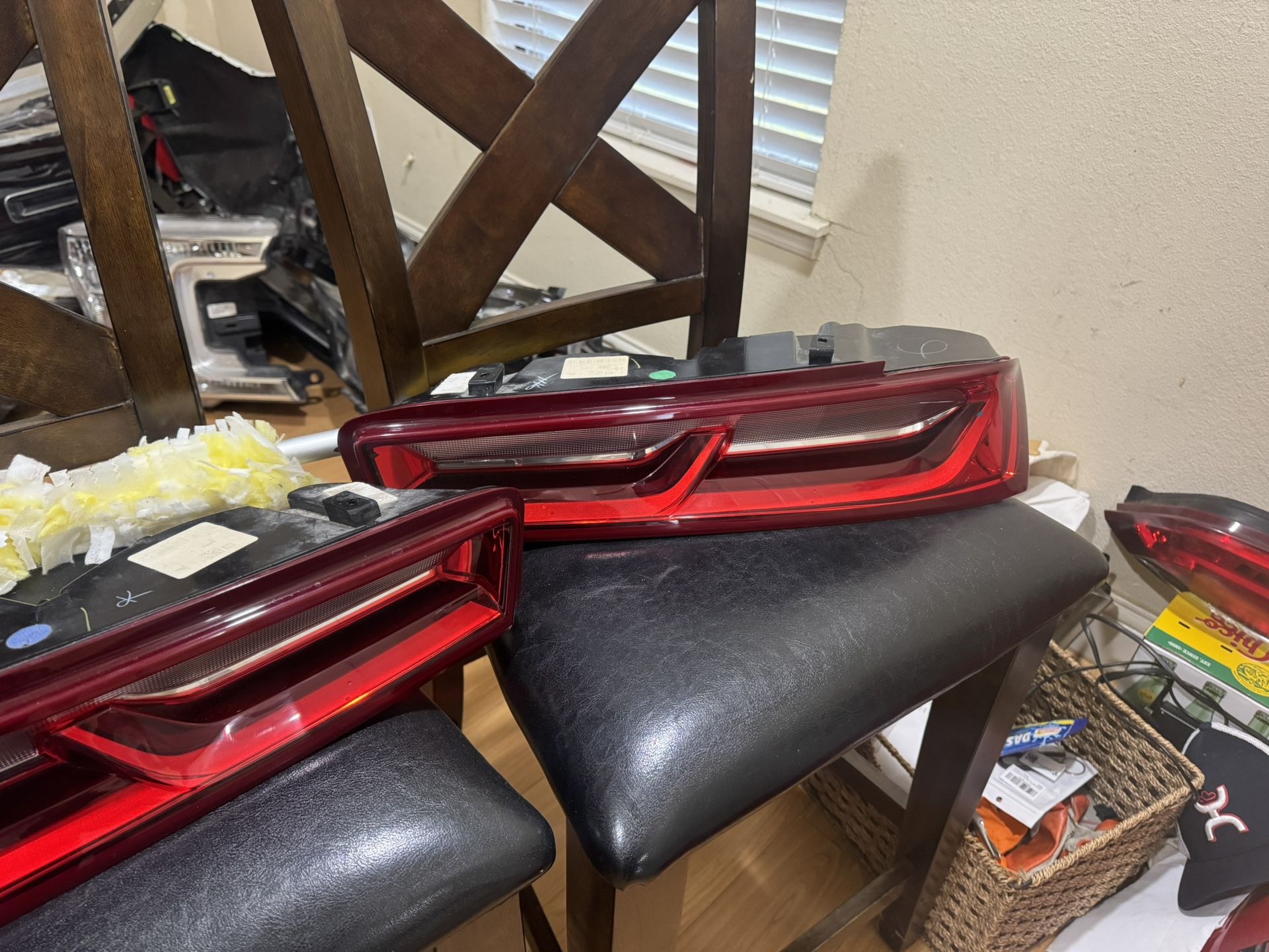 2016-2018 chevrolet camaro tail lights