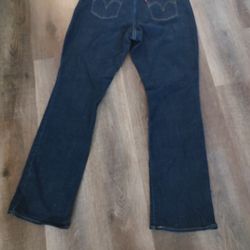 Pantalón De Mujer Levis Medida 33 Cintura X34 De Largo 