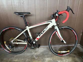 Fuji road bike small
