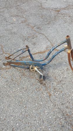 Schwinn ladies "Hollywood" bike