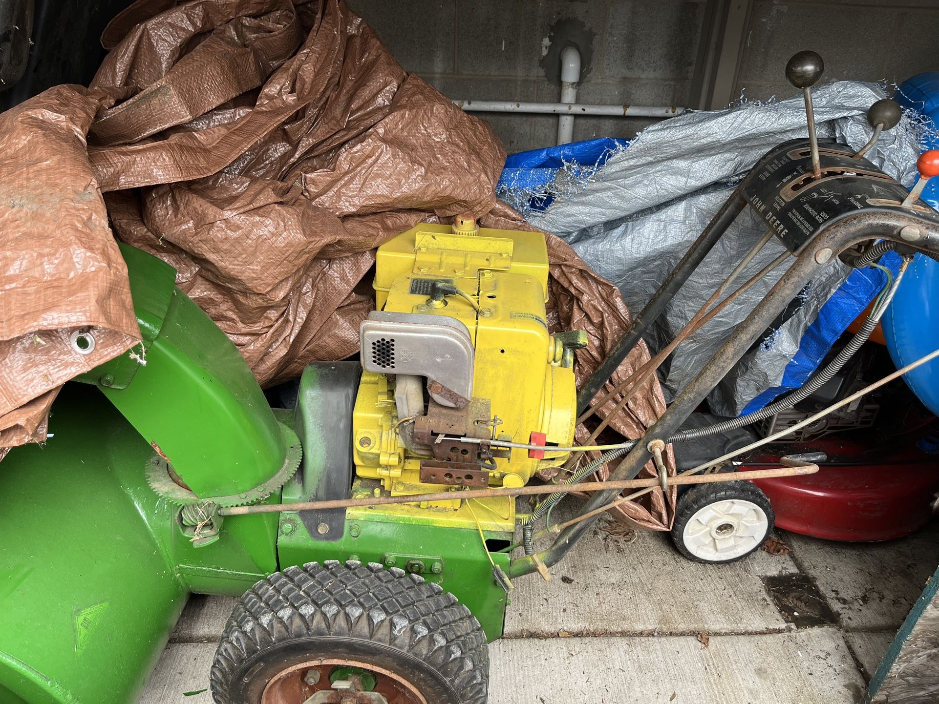 John Deer Snow Blower 