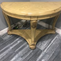 mesa de entrada usada muy macisa