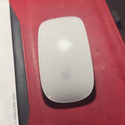 Apple Keyboard & Mouse 