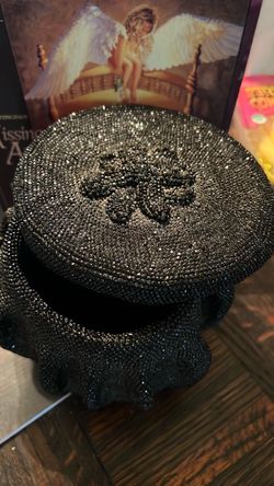 Black Rhinestone Decorative purse  with Lid