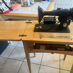 Vantage Sewing Machine 