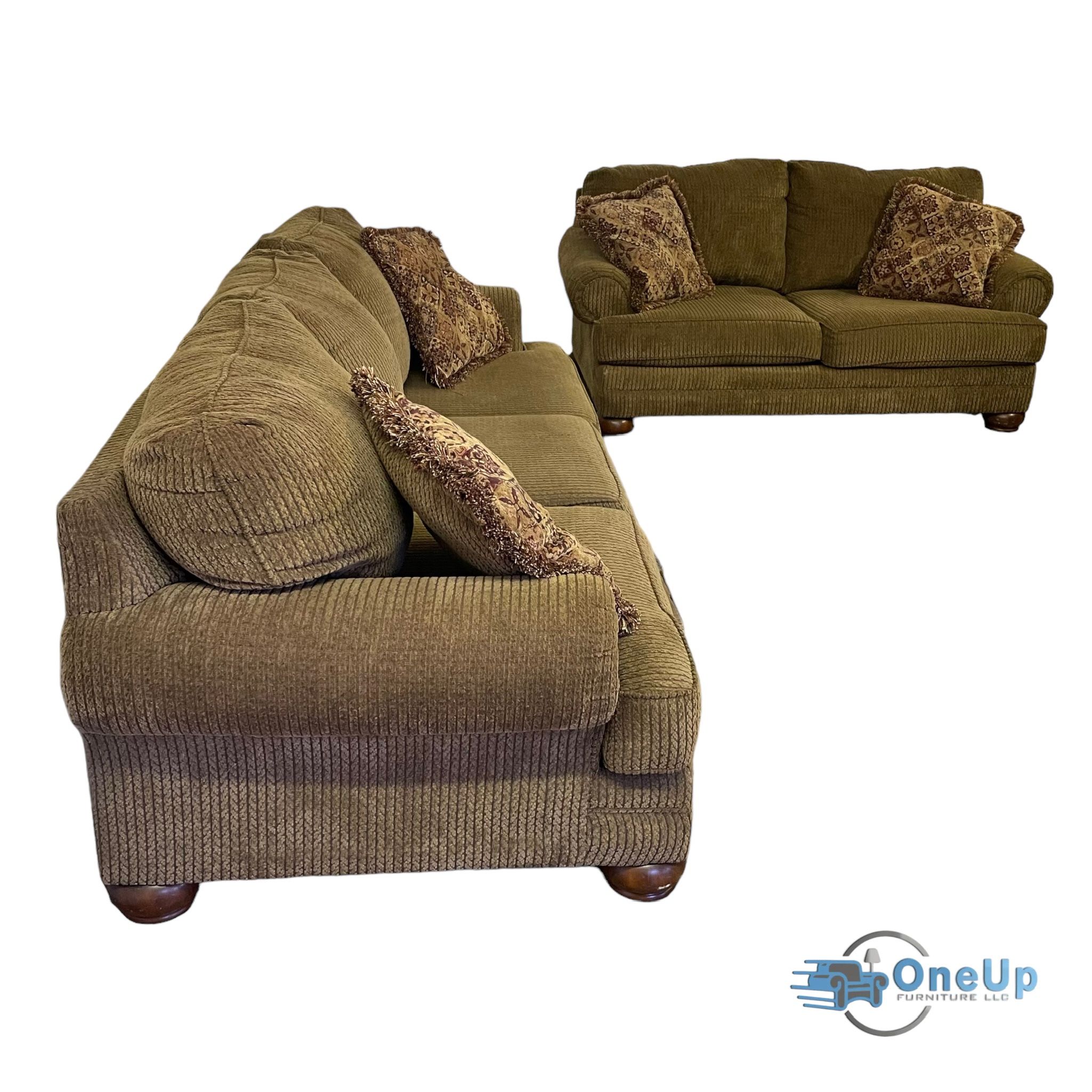 Brown Couch And Loveseat **FREE DELIVERY*
