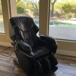Panasonic EP-MA73 Massage Chair (30”W x 40”D x 45”H)