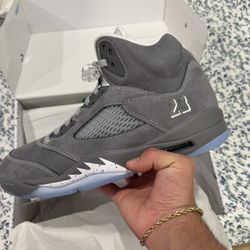 Nike Air Jordan 5 Wolf Grey Size 11.5