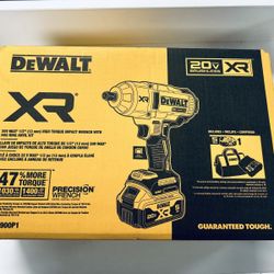 New Dewalt XR Brushless 20V MAX 1/2 in. Impact Wrench Kit (1) 5.0 Battery (1) Charger & Tool Bag. $290