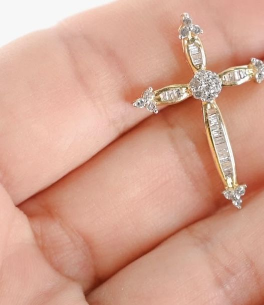10k Gold Baguette Diamond Pendant