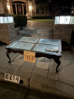 FREE COFFEE TABLE