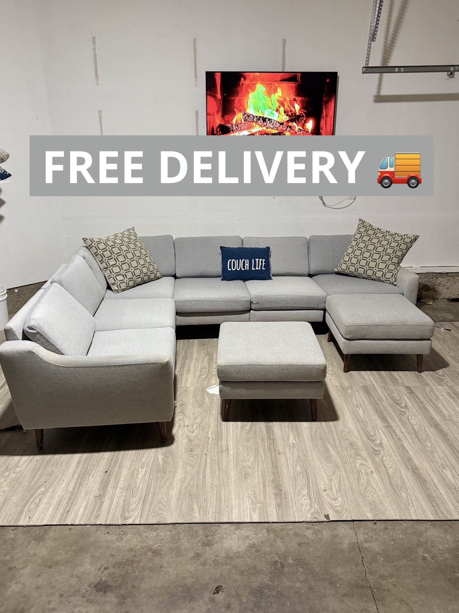 Burrow Sectional Couch 🛋️- FREE DELIVERY 🚚