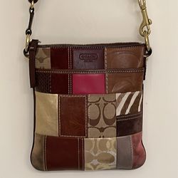 Coach  shoulder crossbody