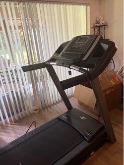 NordicTrack T6.5 S Folding Treadmill – Excellent Condition