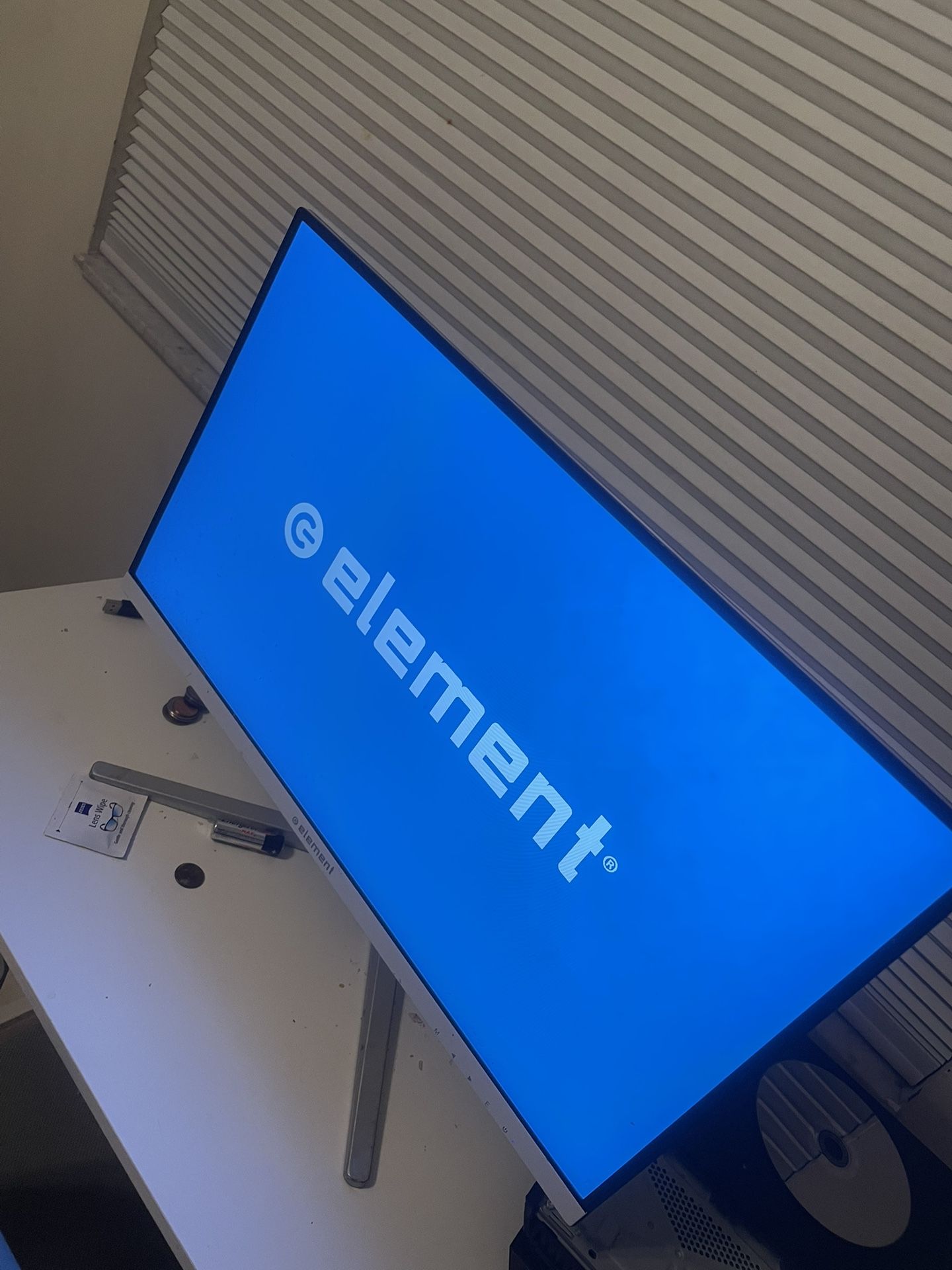 Element Monitor 22in  ,  75$ Used For Gaming, •~Come To me~