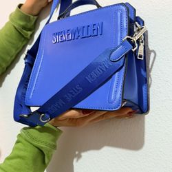 Steve Madden Steve Madden Women's Bevelyn Satchel Crossbody Blue (Used)