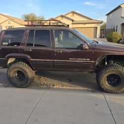 98 Jeep Grand Cherokee ZJ 5.2 V8 Limited 