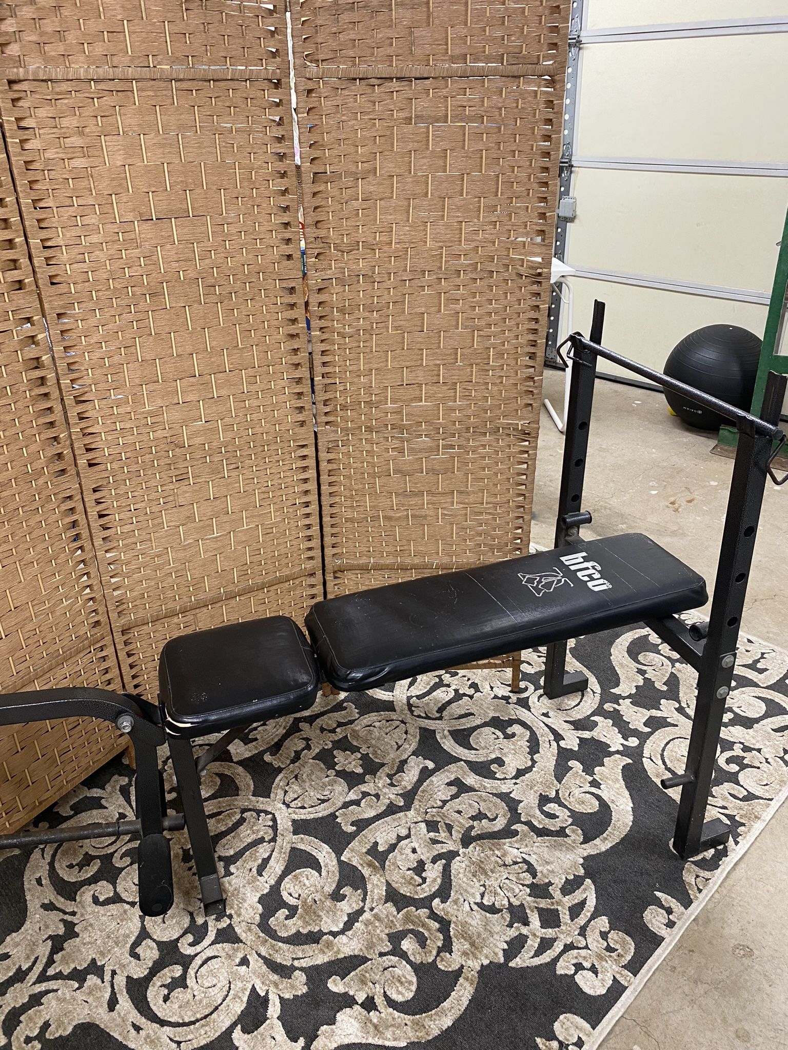 Weight Bench/ Work Out With Weight Bar for Sale in San Diego, CA OfferUp