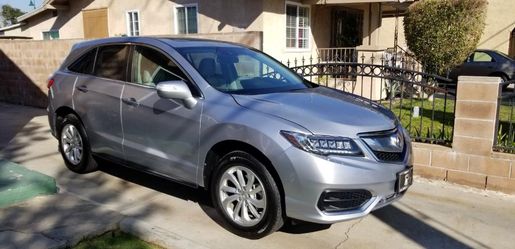2018 Acura RDX with 12,***