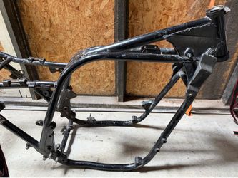 1980  KZ  750  kawasaki frame