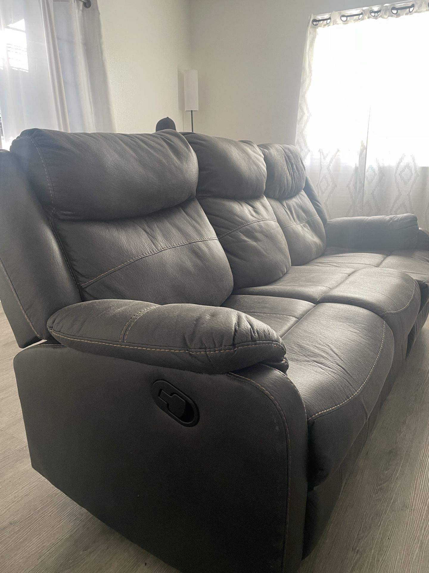 reclining couch sofa leather