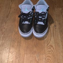 Jordan 3 Green Glow