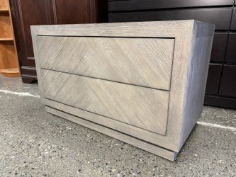 RESTORATION HARDWARE Herringbone Grey Closed Nightstand