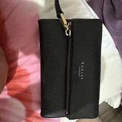 Radley London Black Pebbled Leather Zip Wallet