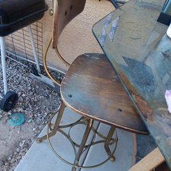 Free Glass Table With 3 High Chairs