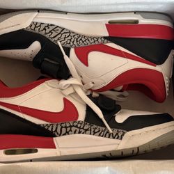 AIR JORDAN LEGACY 312 LOW (GS) SIZE 7Y