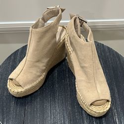 Kenneth Cole Olivia Wedges