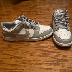 Nike Dunks