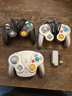 Nintendo GameCube OEM Controller Bundle – WaveBird Wireless + 2 Original Wired Controllers