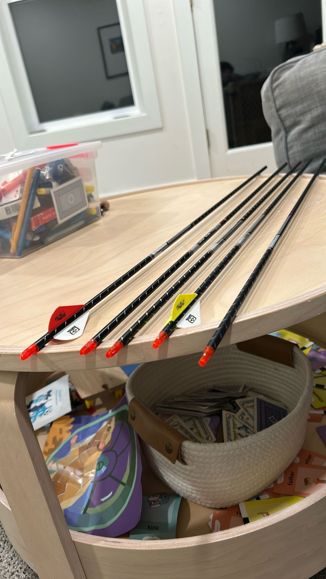 5 Easton FMJ arrows