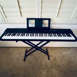 Full Size Keyboard & Bench