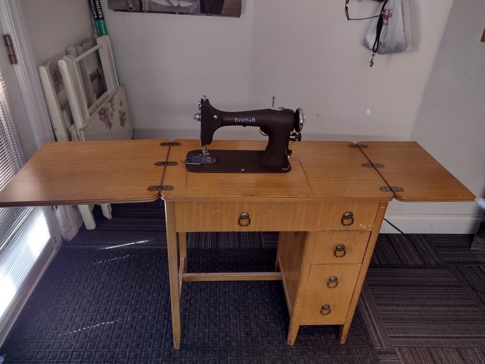Vintage Graybar Sewing Machine