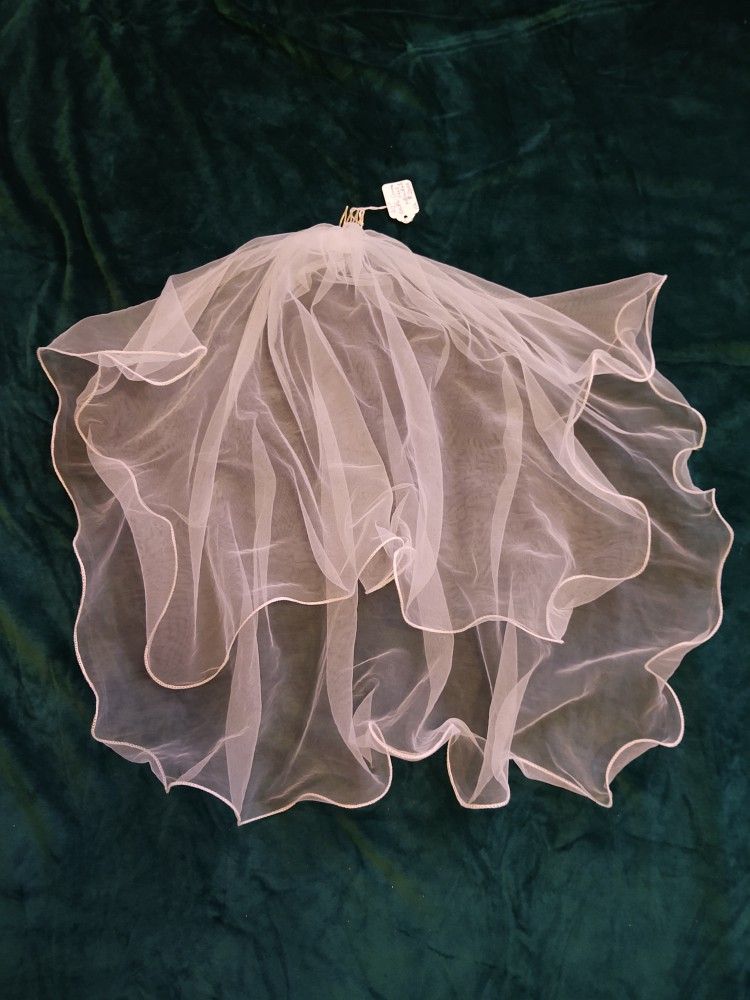 Bridal or Communion Veil - 20"