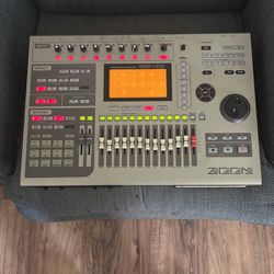 ZOOM MRS-1608 Multi TRAK Recording Studio 
