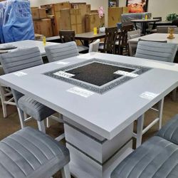 NEW ELEGANT KITCHEN/ DINNING TABLE $10 NO CREDIT CHECK NEEDED 