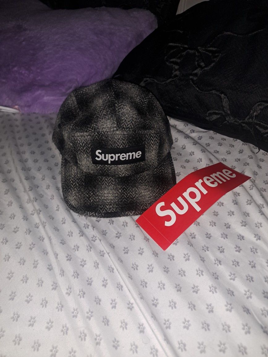 Supreme Hat