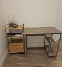 Mesa de computadora y mesa decorativa