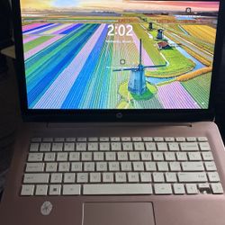 Hp Streaming Laptop 100gig 8gramm