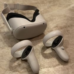 Meta Quest 2 (Oculus) 128GB VR Headset with Controllers & Accessories