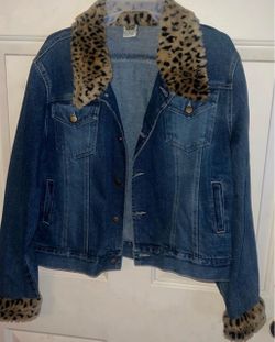 Rainforest Cafe Women's Jean Jacket With Leopard Print XL