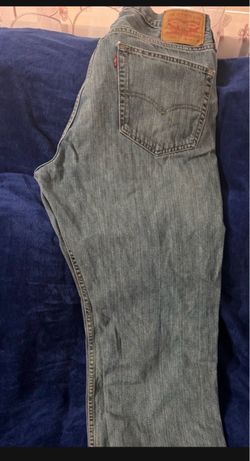 Three pairs men’s Levi’s