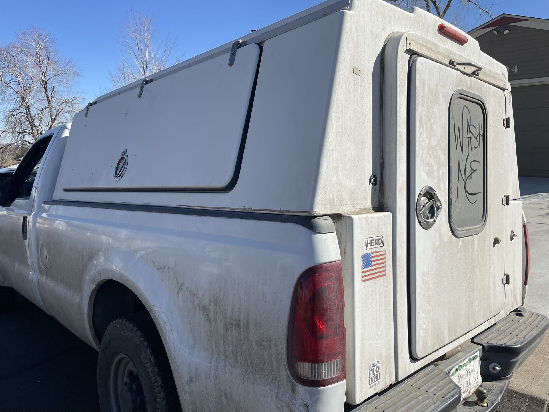 PRICE REDUCED Topper For 1999 Ford 250 Super Duty 8 Ft