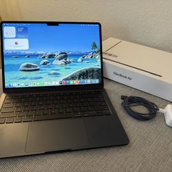 2025 Apple MacBook Air M4 Laptop Excellent Condition with Box and Charger (w/ warranty)