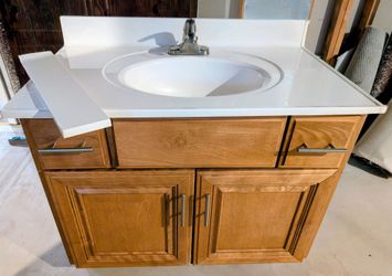 Brakur Custom Cabinetry - 36 in Bathroom Vanity + Countertop + Faucet + Side Splash 36"