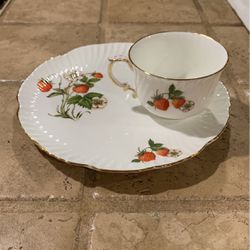 Rare Vintage Oakley of England Fine Bone China Teacup And Plate Strawberries Flowers 