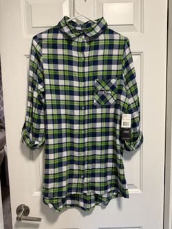Seahawks Women’s Long Flannel (Size M)